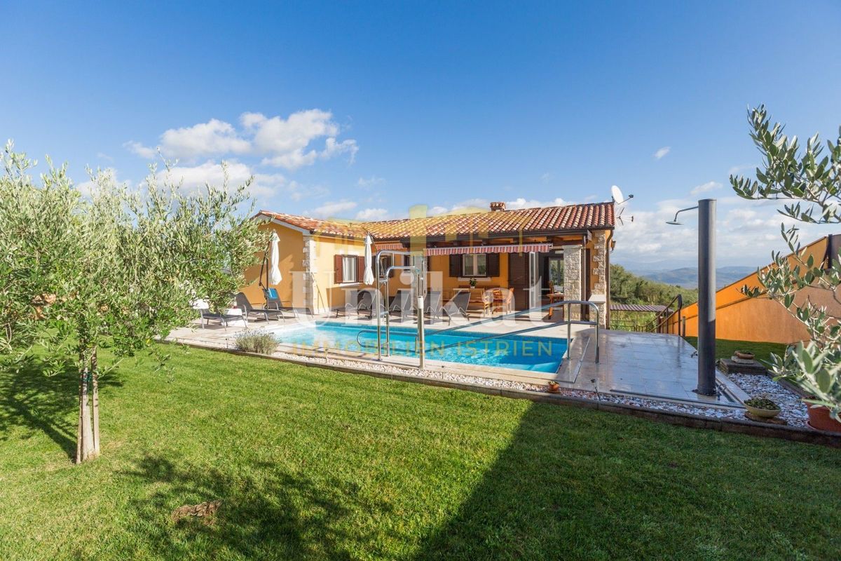 Hiša s čudovitim razgledom - Vižinada